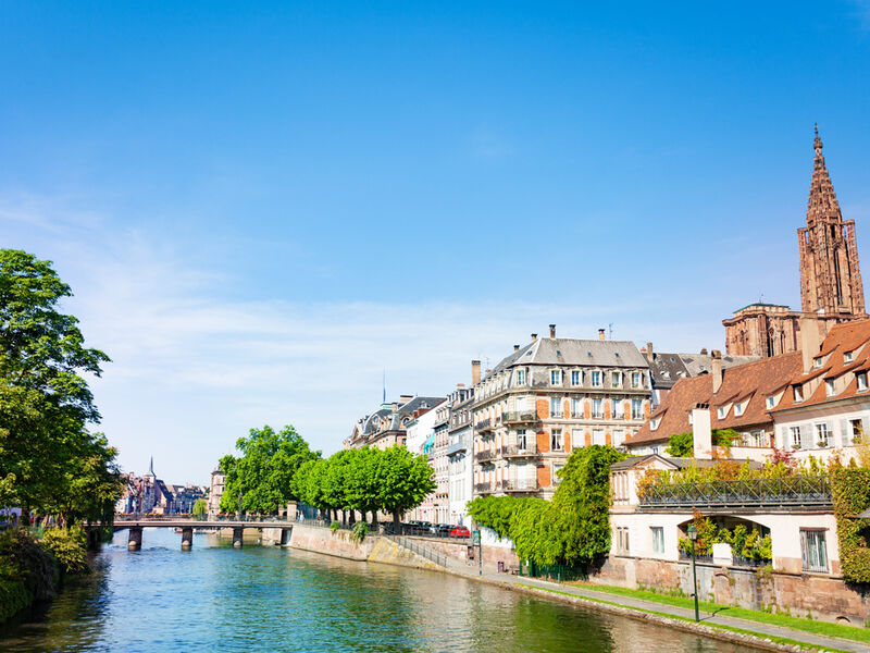 Görkemli Rüya Üçgeni İsviçre – Fransa – Almanya 3 Gece - THY ile 27 Mayıs Hareket (Kurban Bayramı Özel) AT1189
