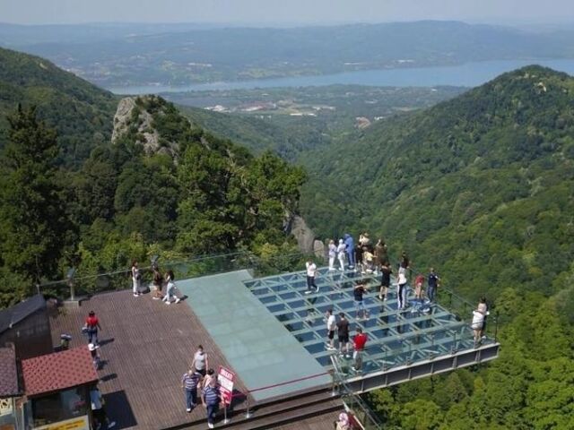 Günübirlik Maşukiye Cam Teras Ormanya Hobbit Turu