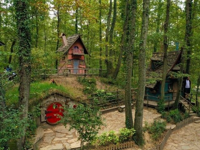 Kasım Ara Tatili Günübirlik Maşukiye Cam Teras Ormanya Hobbit Turu